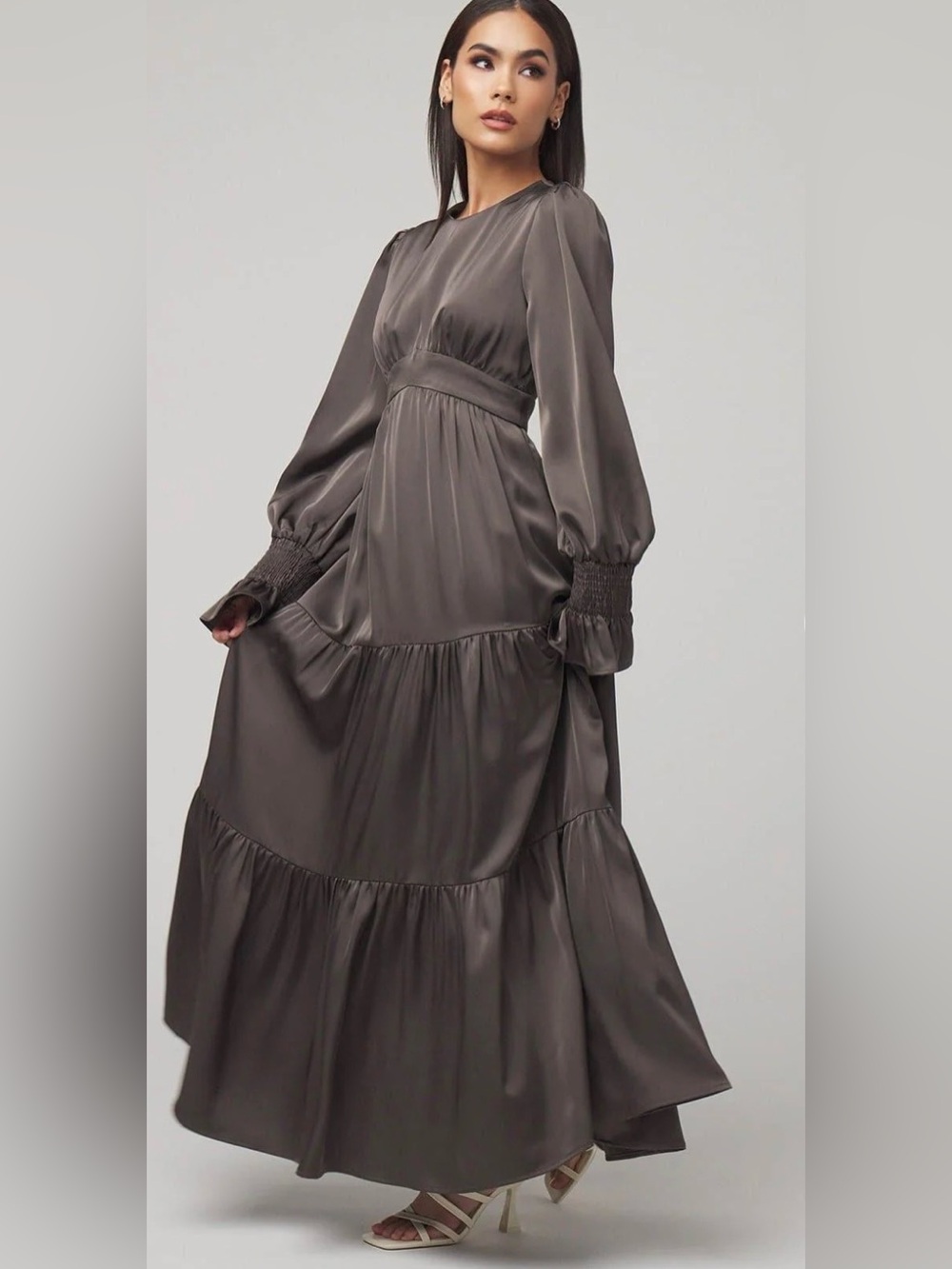NWT Zahraa The Label Charcoal Tiered Maxi Dress L Smocked Cuff - Picture 2 of 10